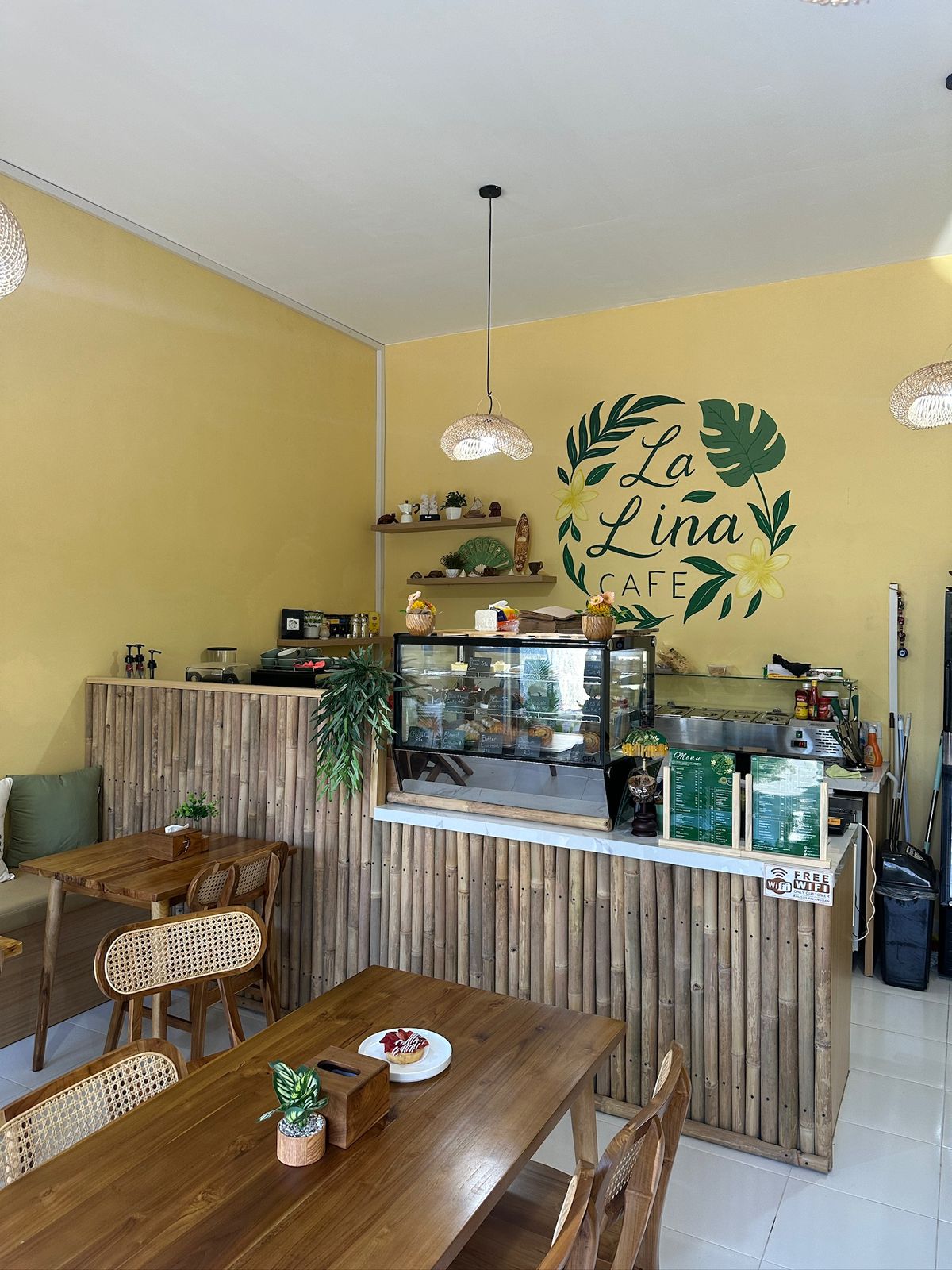 La Lina Cafe — photo 2