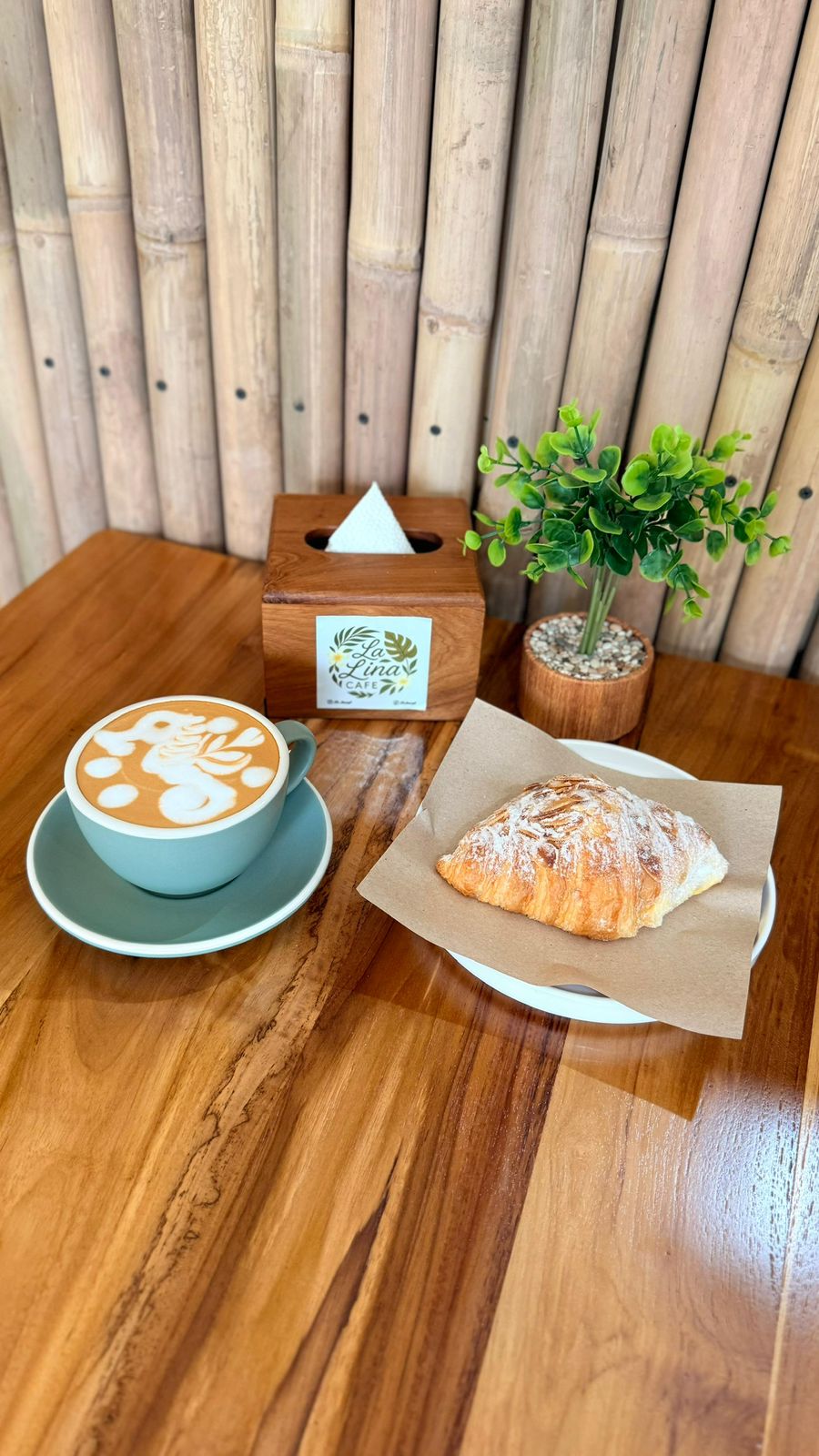 La Lina Cafe — photo 4